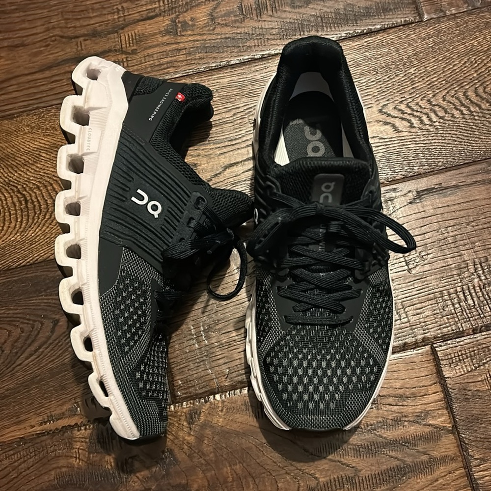 On Women's Cloudswift 2 Running Shoes - Picture 2 of 6